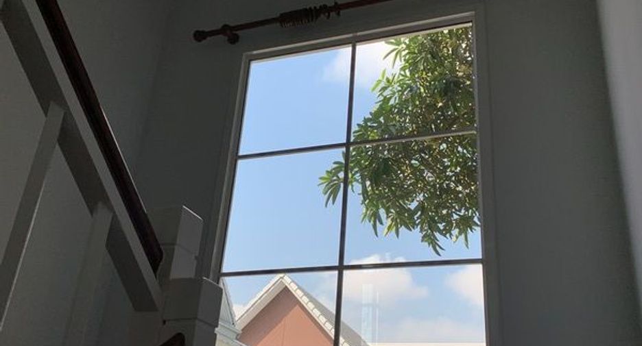 For sale 3 bedrooms house in Mueang Chachoengsao, Chachoengsao