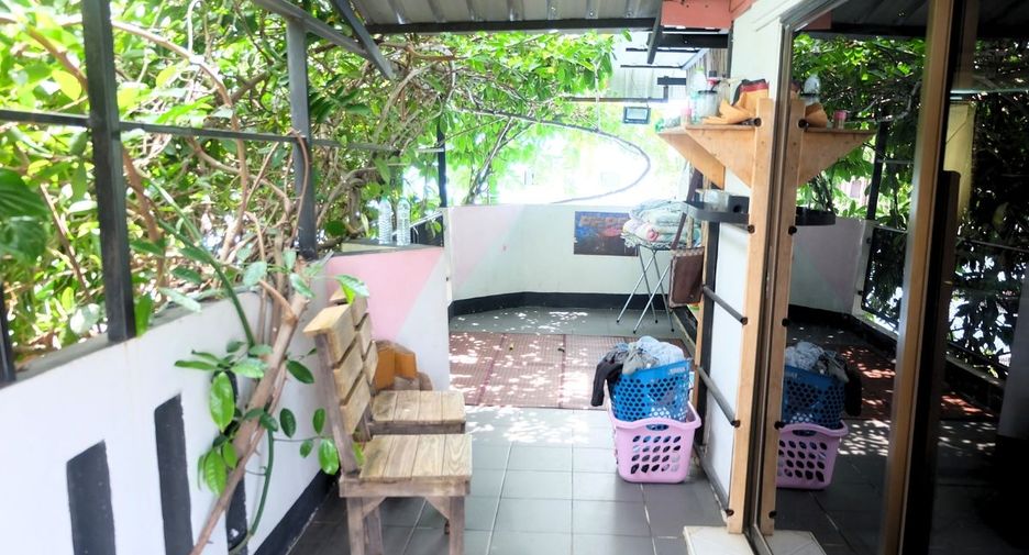 Haus zum Kauf mit 8 Zimmer in Bang Lamung, Chonburi