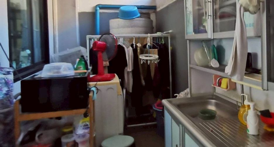 For sale 3 bedrooms townhouse in Bueng Kum, Bangkok