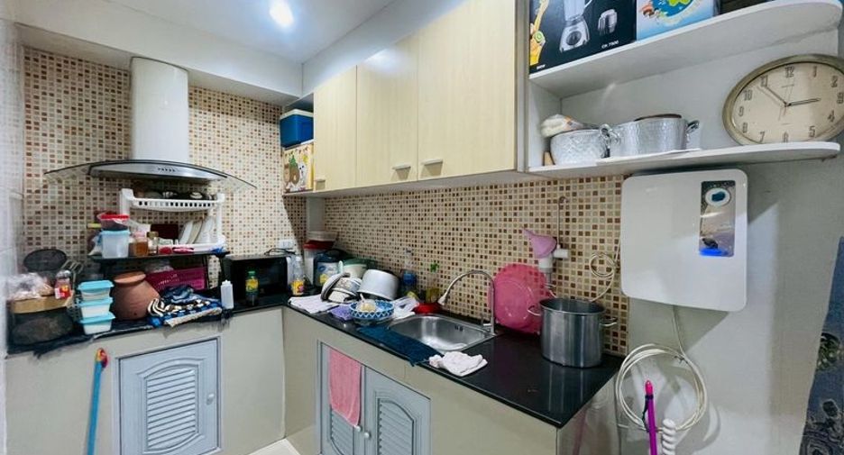 For sale 3 bedrooms townhouse in Bang Khun Thian, Bangkok