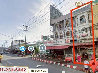 For sale 3 bed retail Space in Mueang Nakhon Si Thammarat, Nakhon Si Thammarat