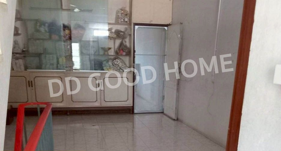For sale 3 bedrooms retail Space in Mueang Nakhon Si Thammarat, Nakhon Si Thammarat