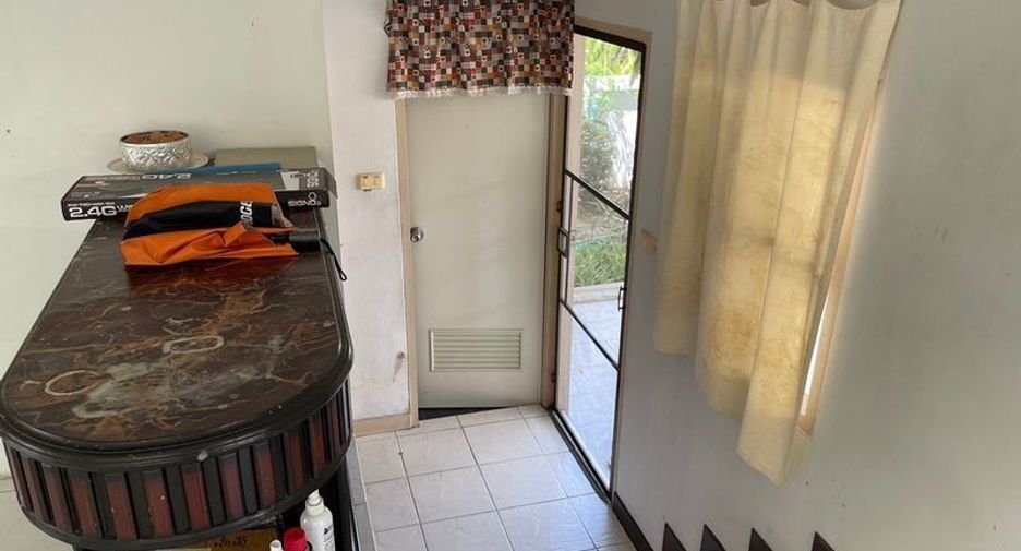 For rent and for sale 3 bedrooms house in Si Racha, Chonburi