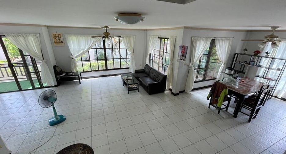 For rent and for sale 3 bedrooms house in Si Racha, Chonburi