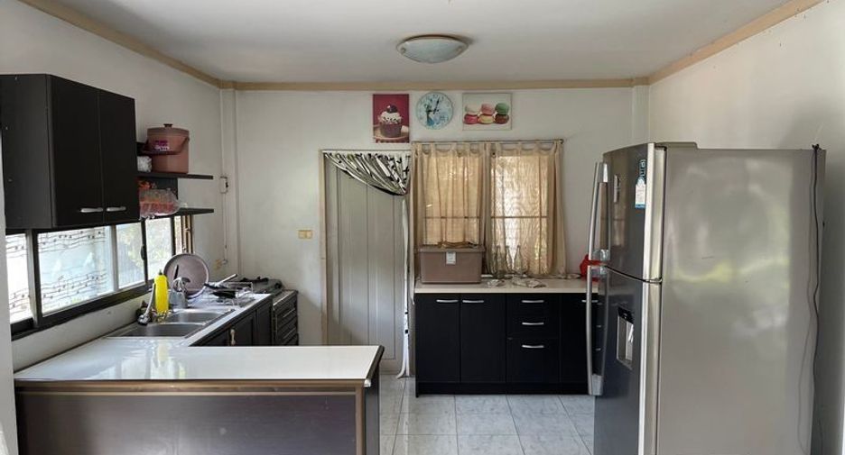 For rent and for sale 3 bedrooms house in Si Racha, Chonburi