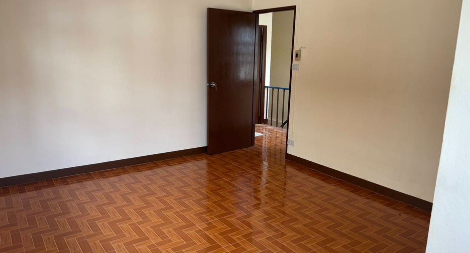 For sale 2 bedrooms house in Thawi Watthana, Bangkok