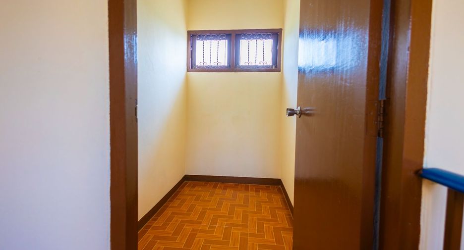 For sale 2 bedrooms house in Thawi Watthana, Bangkok