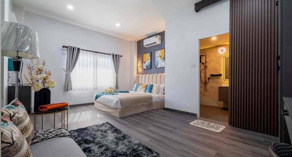 For sale 4 bedrooms villa in Bang Lamung, Chonburi