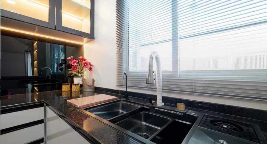 For sale 4 bedrooms villa in Bang Lamung, Chonburi