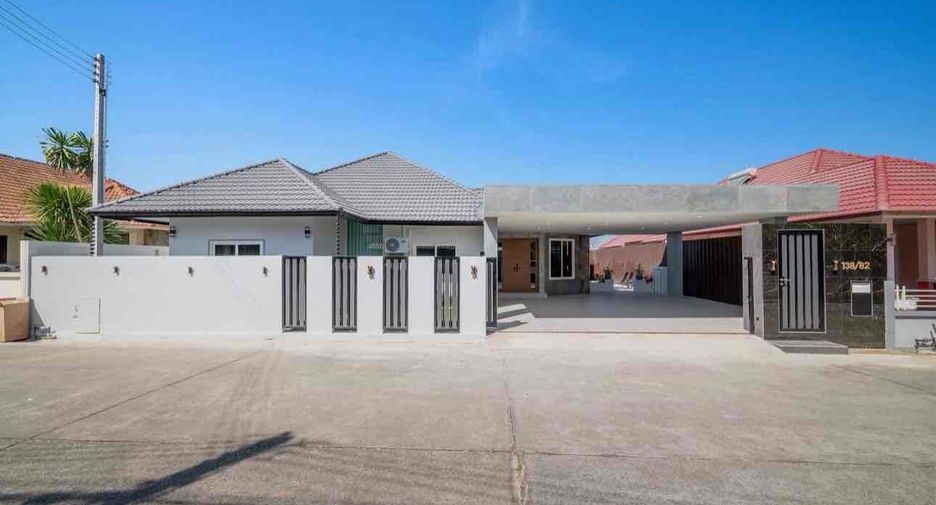 For sale 4 bedrooms villa in Bang Lamung, Chonburi