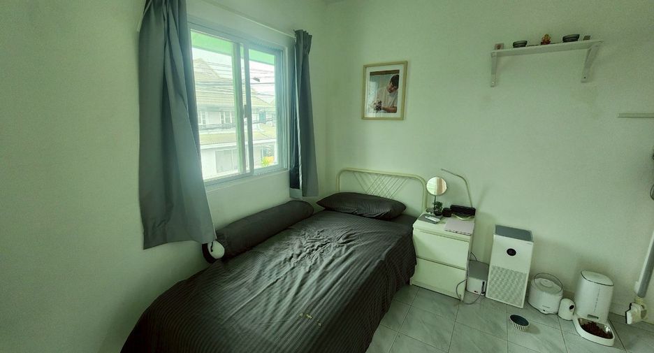 For sale 3 bedrooms townhouse in Bang Bua Thong, Nonthaburi