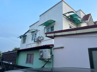 For sale studio townhouse in Sam Khok, Pathum Thani