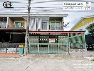 For sale 3 bed townhouse in Mueang Samut Sakhon, Samut Sakhon