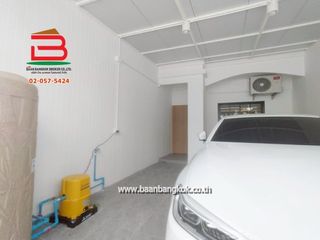For rent 2 ベッドルーム townhouse in Sai Mai, Bangkok