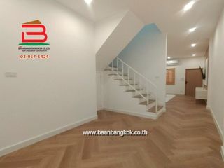 For rent 2 ベッドルーム townhouse in Sai Mai, Bangkok