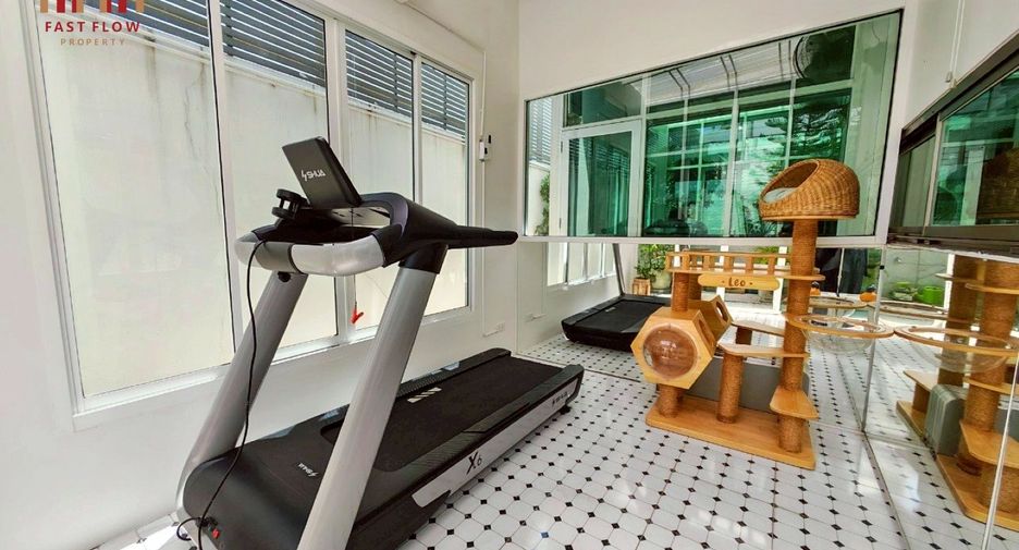 For sale 4 ベッドルーム house in Bueng Kum, Bangkok