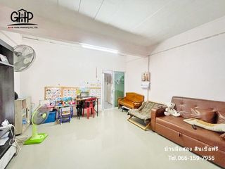 For sale 2 bed townhouse in Mueang Samut Sakhon, Samut Sakhon