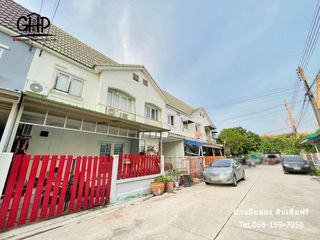For sale 4 bed townhouse in Mueang Samut Sakhon, Samut Sakhon