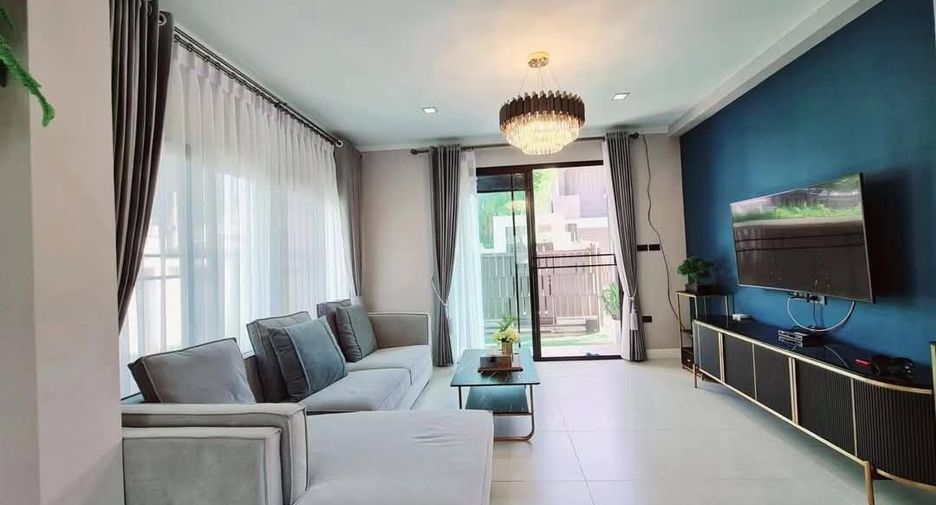 À louer 4 chambres maison à Bang Lamung, Chonburi