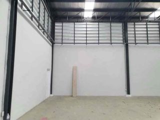For rent warehouse in Mueang Chon Buri, Chonburi