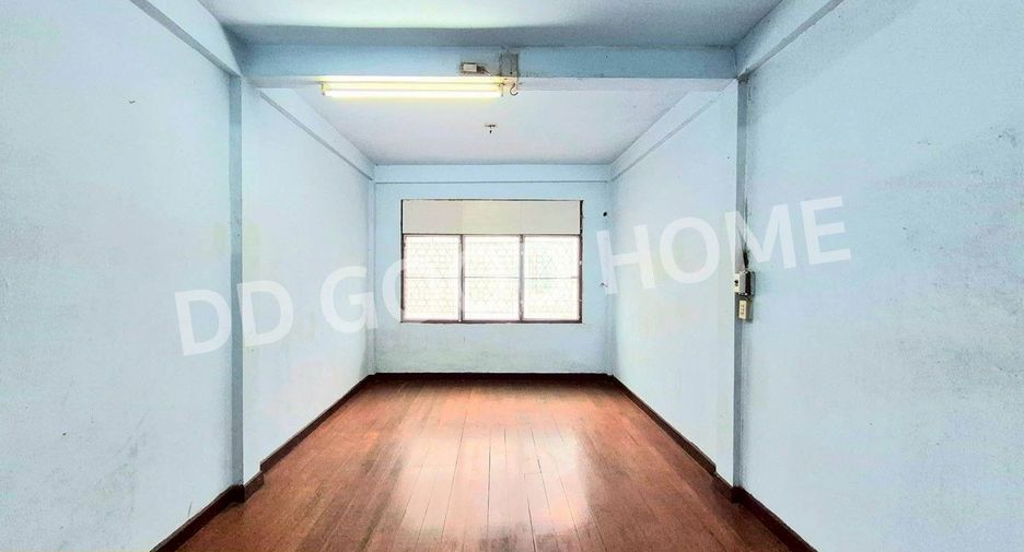 Local comercial en venta de 3 habitaciones en Mueang Nonthaburi, Nonthaburi