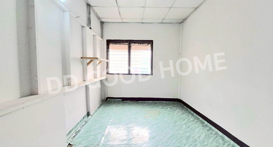 Local comercial en venta de 3 habitaciones en Mueang Nonthaburi, Nonthaburi