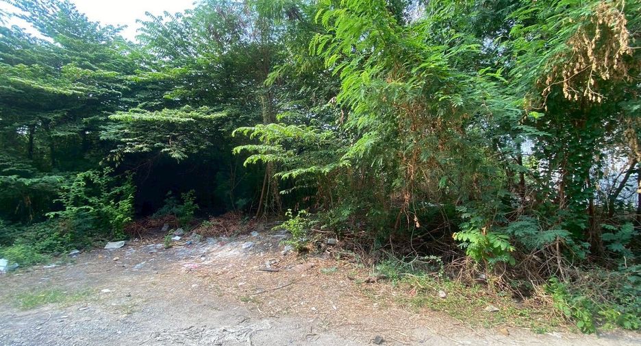 Terreno en venta en Lat Phrao, Bangkok