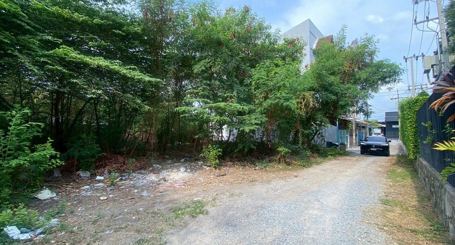 Terreno en venta en Lat Phrao, Bangkok