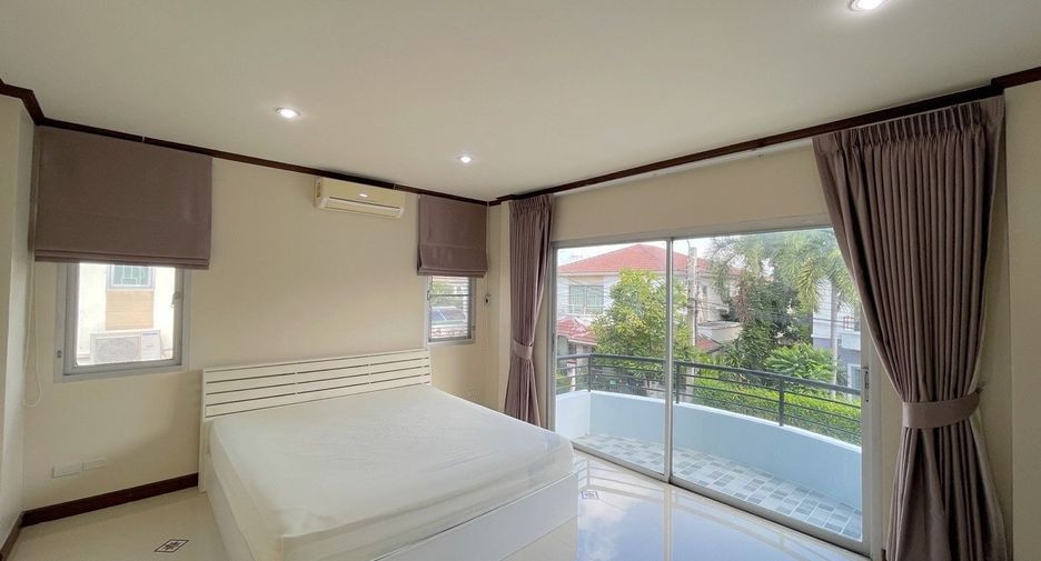 出售 3 卧室 独立屋 在 Bang Yai, Nonthaburi