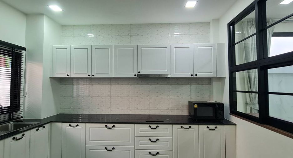 Villa zur Miete mit 3 Zimmer in Bang Lamung, Chonburi