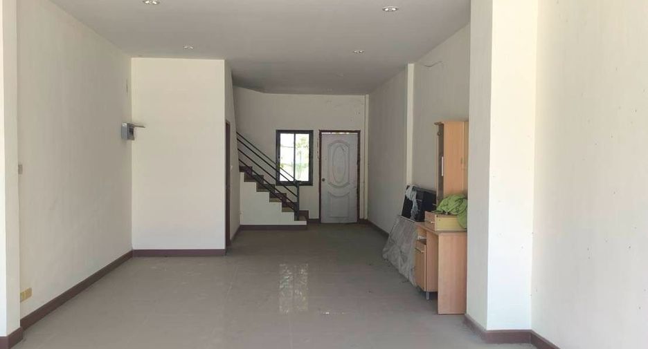 For rent and for sale 2 bedrooms retail Space in Pran Buri, Prachuap Khiri Khan