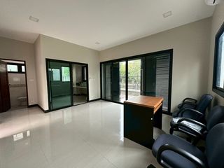 For sale 3 bedrooms house in Thawi Watthana, Bangkok