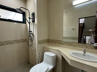 For sale 3 bedrooms house in Thawi Watthana, Bangkok