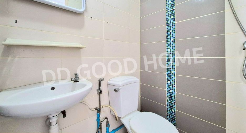 For sale 2 bedrooms retail Space in Mueang Rayong, Rayong