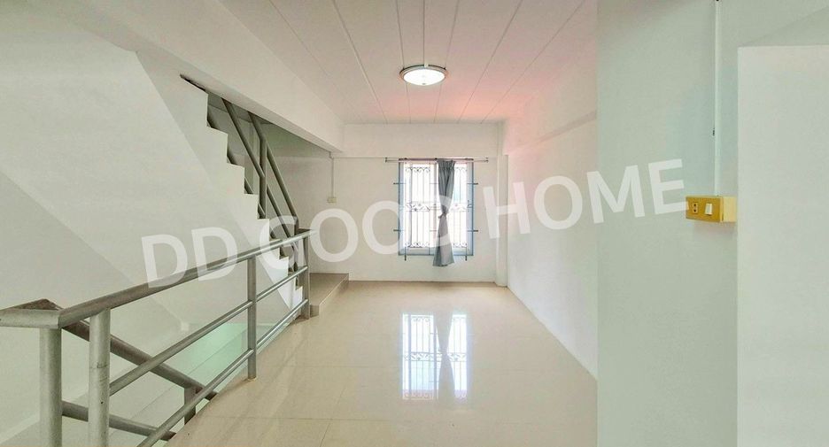 For sale 2 bedrooms retail Space in Mueang Rayong, Rayong