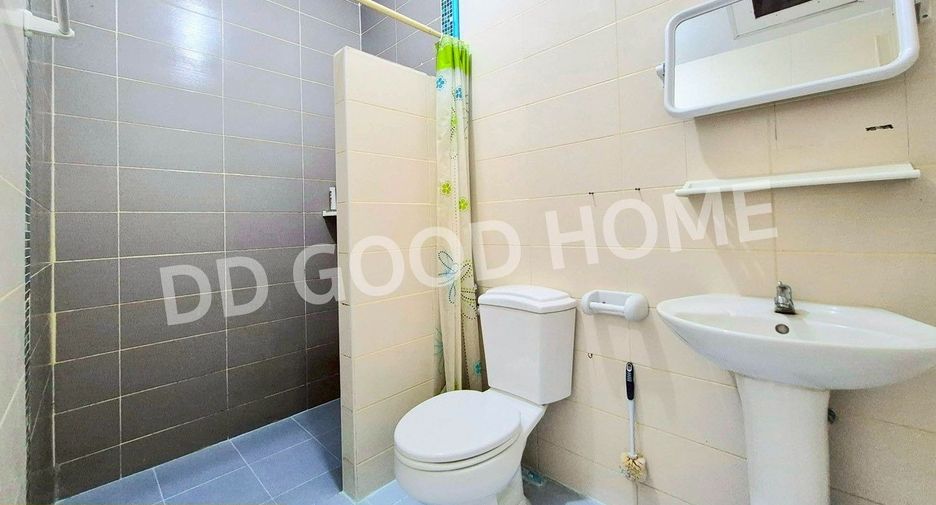 For sale 2 bedrooms retail Space in Mueang Rayong, Rayong