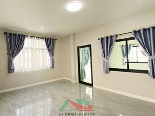 For sale office in Pak Kret, Nonthaburi