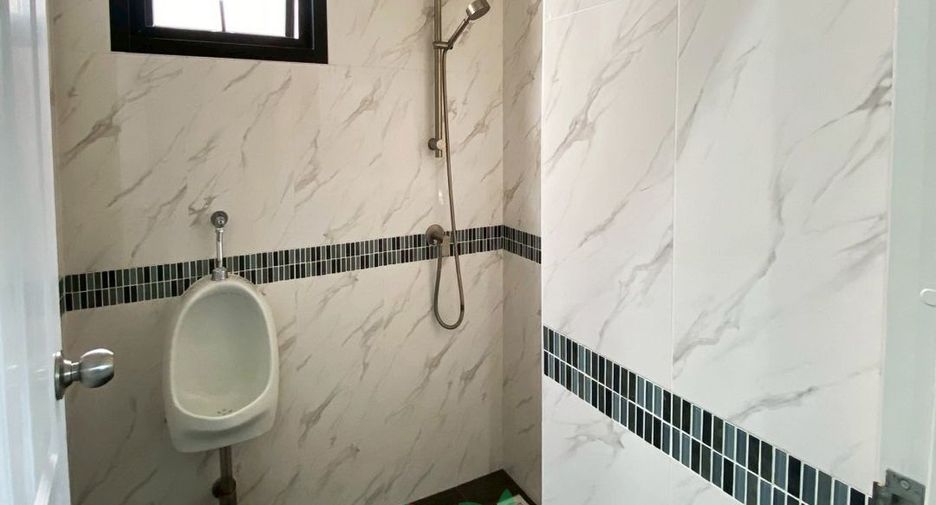 Oficina en venta en Pak Kret, Nonthaburi