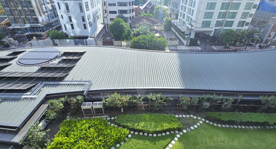 For rent and for sale 2 bedrooms condo in Pathum Wan, Bangkok