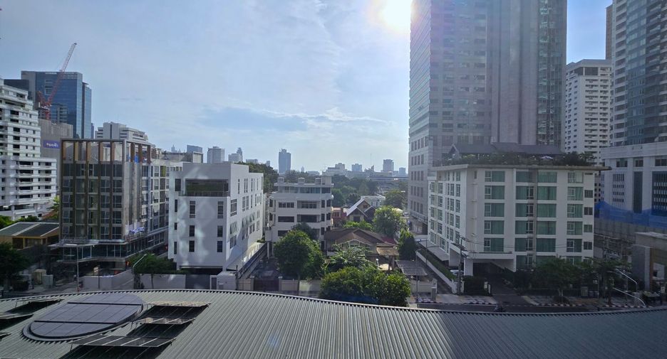 For rent and for sale 2 bedrooms condo in Pathum Wan, Bangkok