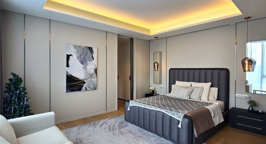 For rent and for sale 2 bedrooms condo in Pathum Wan, Bangkok
