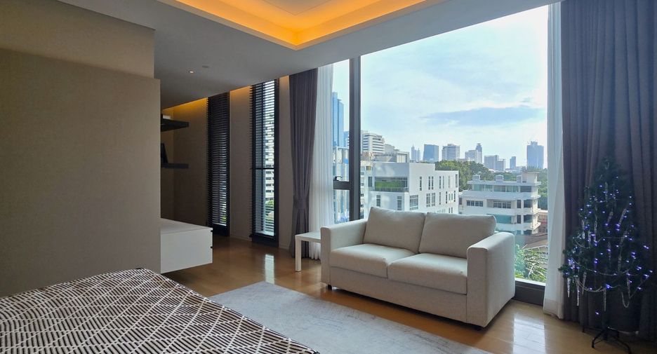 For rent and for sale 2 bedrooms condo in Pathum Wan, Bangkok