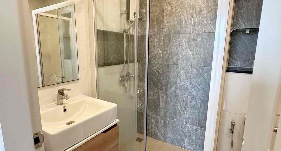 For sale 1 bed condo in Bang Khen, Bangkok