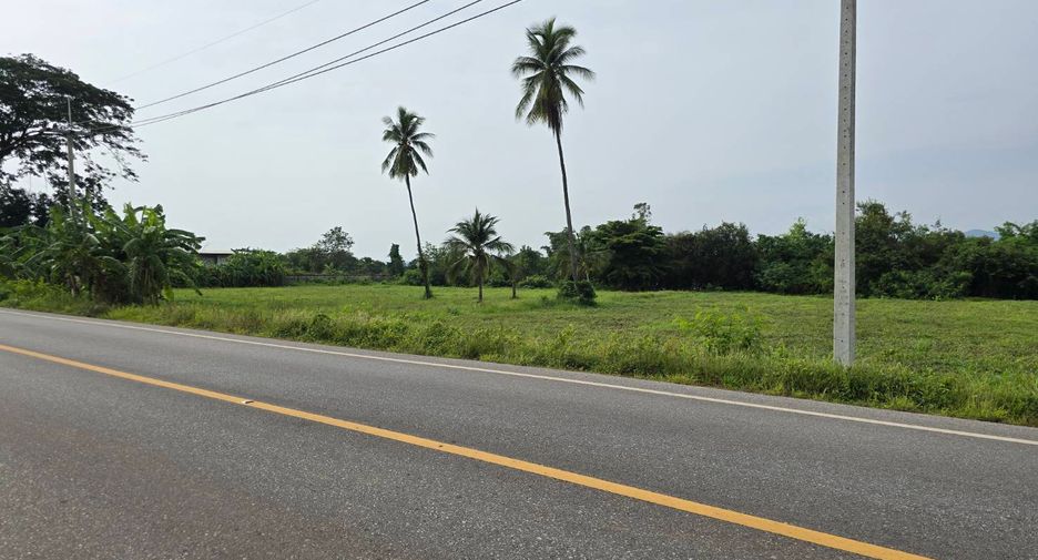 For sale land in Mueang Uttaradit, Uttaradit