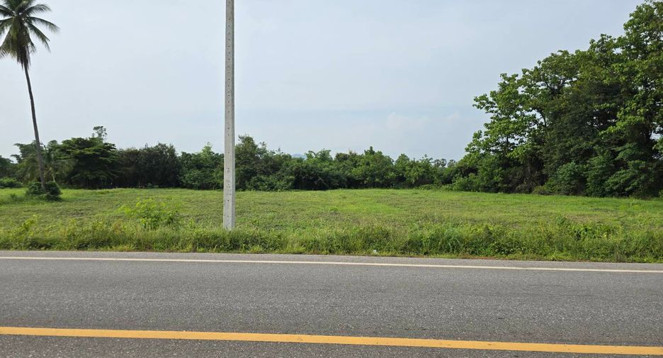For sale land in Mueang Uttaradit, Uttaradit