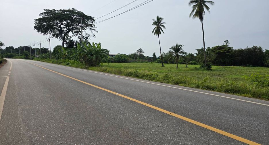 For sale land in Mueang Uttaradit, Uttaradit