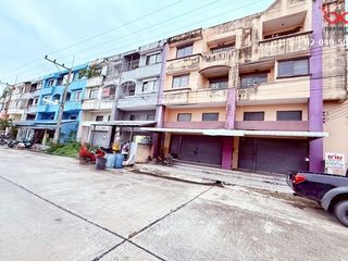 For sale 4 bed retail Space in Thanyaburi, Pathum Thani