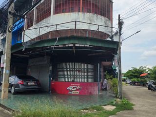 For rent and for sale 2 bed retail Space in Mueang Uttaradit, Uttaradit