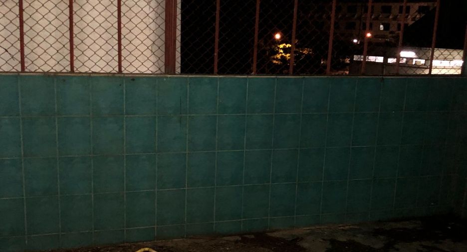 For rent and for sale 2 bed retail Space in Mueang Uttaradit, Uttaradit