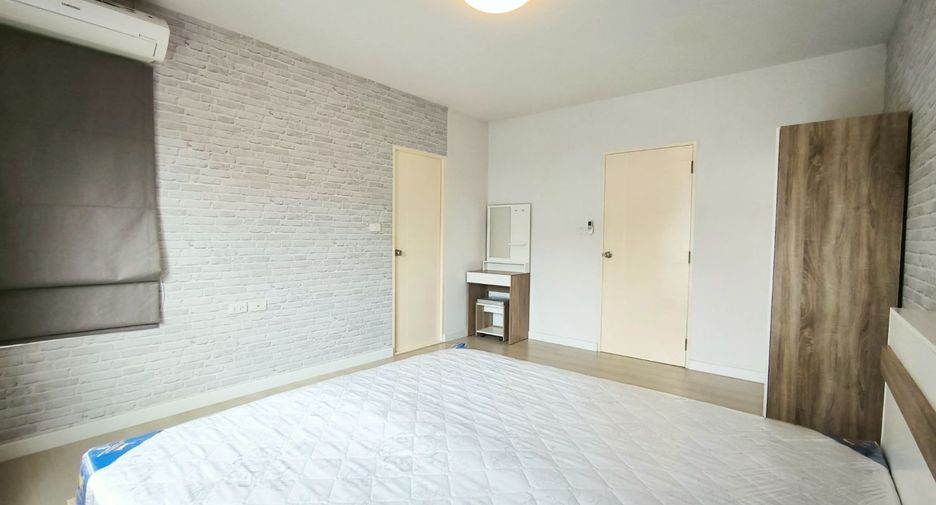For rent 2 bedrooms townhouse in Bang Phli, Samut Prakan